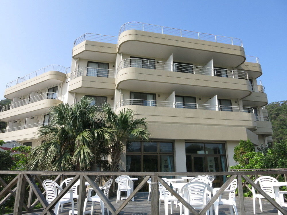 Kerama Beach Hotel Zamami Exteriör bild
